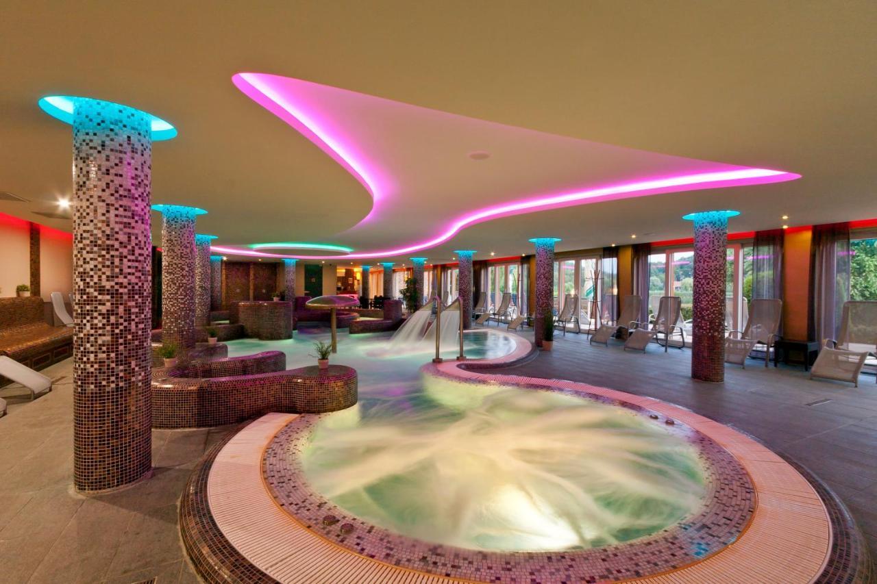 To Wellness Hotel Bank  Luaran gambar